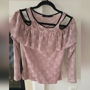 BKE Lace Cold Shoulder Top - Light Pink